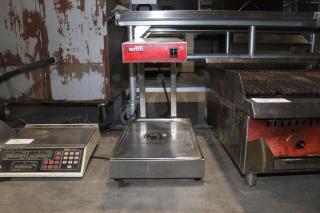 Avantco FFDS-1 Freestanding Infrared French Fry Warmer, stainless steel, 1000W, 120V, features Avantco branding.