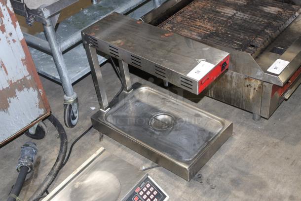 Avantco FFDS-1 Infrared French Fry Warmer, 1000W, stainless steel, used condition, shows minor wear. Model 177FFDS1.