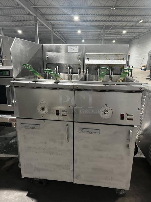 Frymaster double electric deep-fryer, model 22EF SP, 208/240V. Features dual tanks, controls, and stainless steel exterior.