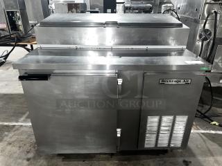 Beverage-Air pizza prep table. Made out of heavy duty stainless steel, these tables are designed to last in a busy commercial kitchen - Item #1204093