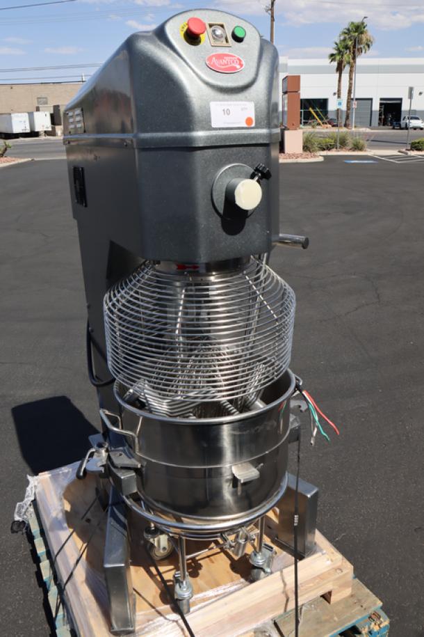 Avantco MX60H 60 Qt. Planetary Floor Mixer, scratch-n-dent, 3-phase, 240V, 2 1/2 hp, with guard, standard accessories.