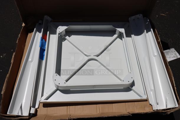 BRAND NEW Lancaster Table & Seating Alloy 24" x 24" outdoor table, model 164RD242YEL. Box damaged, possible minor scratches/dents.