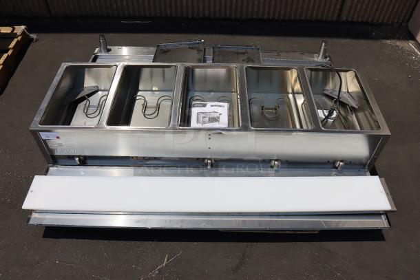 ServIt 423EST5WOPB electric steam table, five pan capacity, partially enclosed base, 208/240V, minor dents, serial 2024080510012.