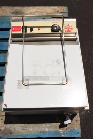 Brand new Carnival King DFC18001 25 lb. funnel cake/donut fryer. Scratch-n-dent, no original packaging. 120V, 1800W.