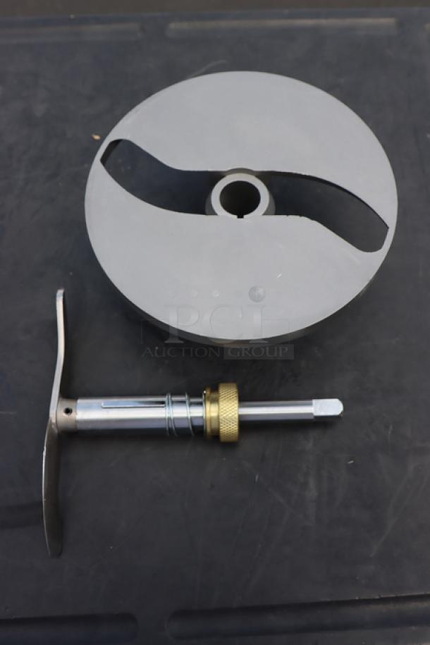 Avantco 177MX20SKNIF slicer knife assembly for MX20 series, brand new and pristine, shown out of original packaging.