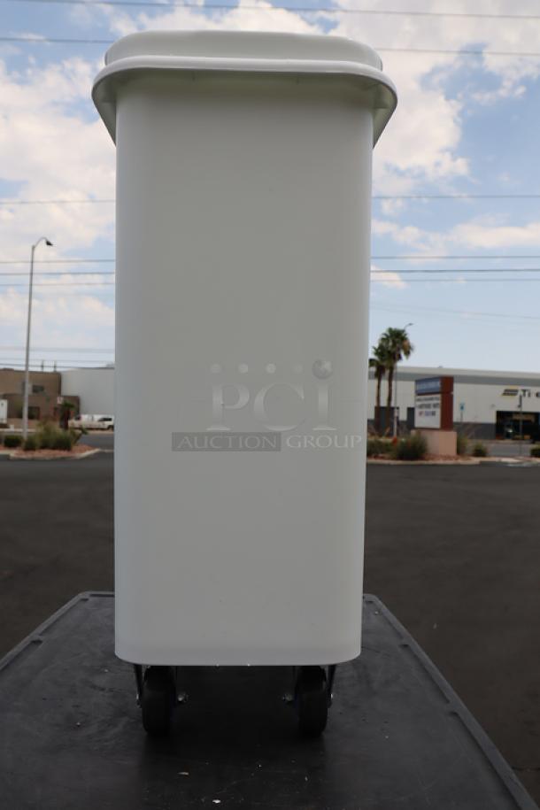 Baker's Lane 21 Gallon White Slant Top Mobile Ingredient Storage Bin, model 176BIN21GL, with sliding lid and scoop. Brand new, damage-free.