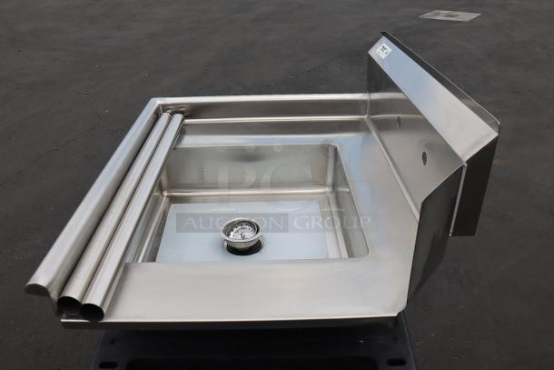 BRAND NEW Regency 3' Soiled Dish Table, Model 600DDT36L, 16 Gauge Stainless Steel, Left Drainboard, Bent Backsplash Corner.