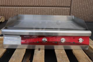 Avantco EG30N 30" electric countertop griddle in stainless steel, scratch-n-dent condition. S/N: EG30D24050075, 208/240V, 3375W-4500W.