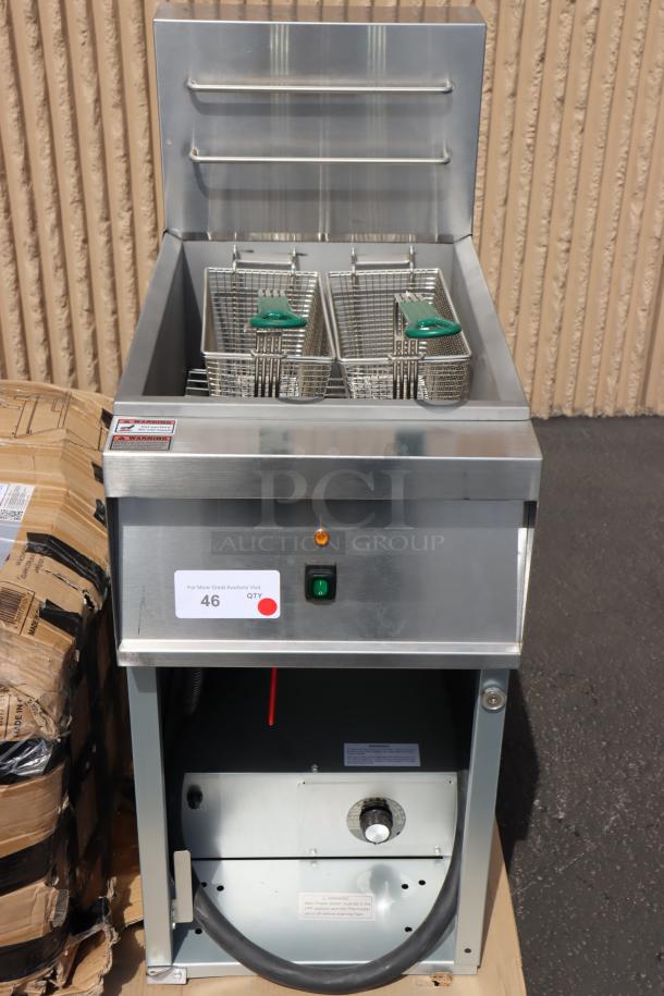 Brand new Avantco EF40-240-3 electric floor fryer, 40 lb. capacity, 240V, 34 Amps, 3 Phase, 14 kW. Scratch and dent condition.