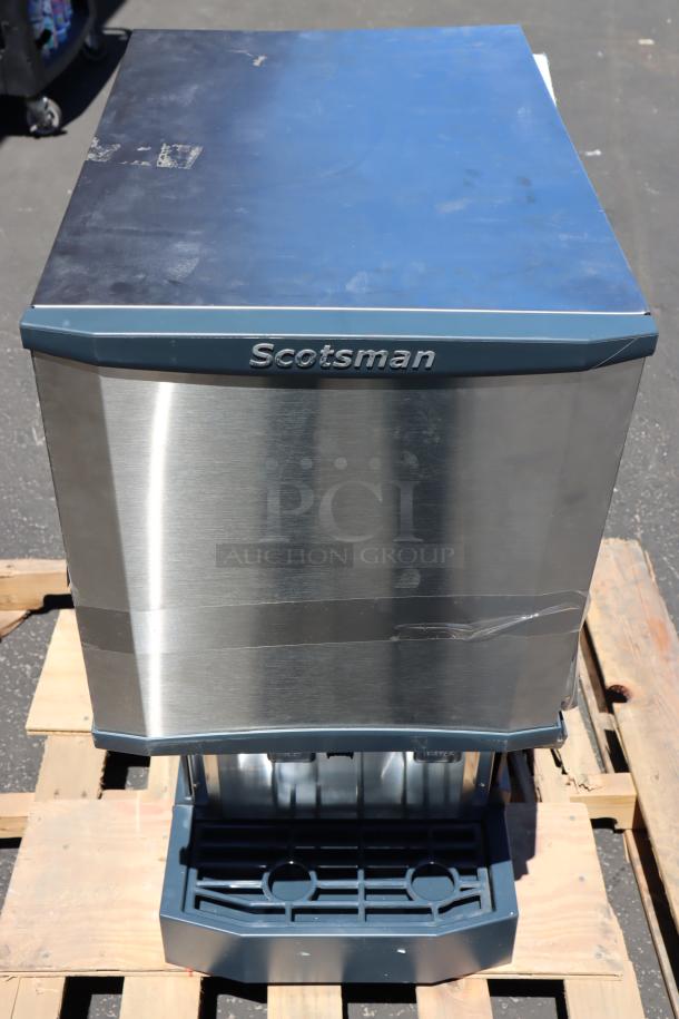 Brand new Scotsman HID312A-1 ice machine and water dispenser. Scratch-N-Dent condition, 12 lb. bin, 115V.