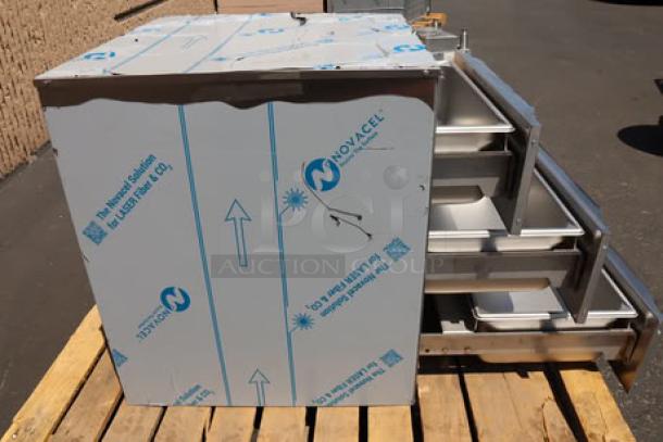 NEW Alto-Shaam 500-3D warmer, 3 drawers, 208/240V, minor scratching and denting, in protective packaging.