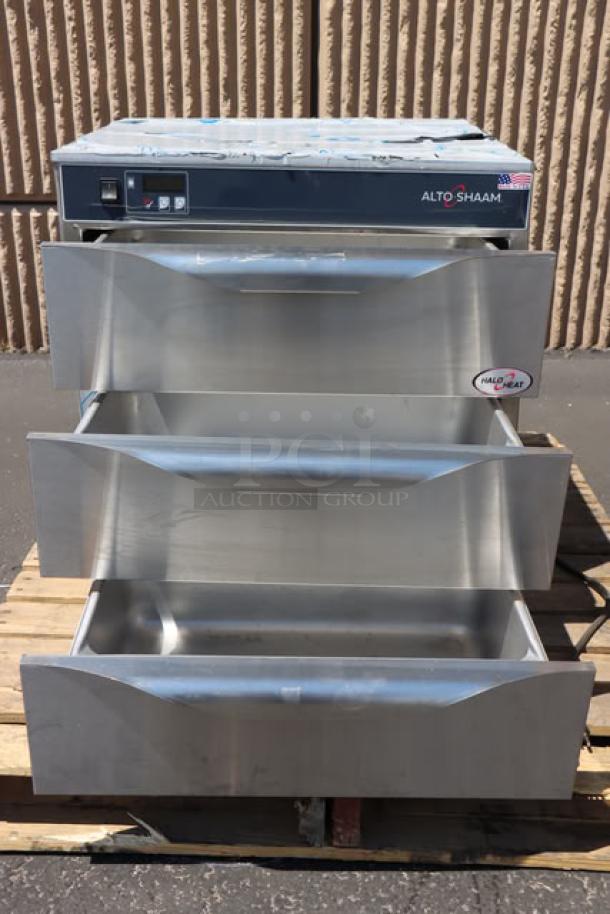 NEW Alto-Shaam 500-3D 3 Drawer Warmer, 208/240V, 2.7 Amps, 640 Watts, minor scratches, model label, serial number 3654740.
