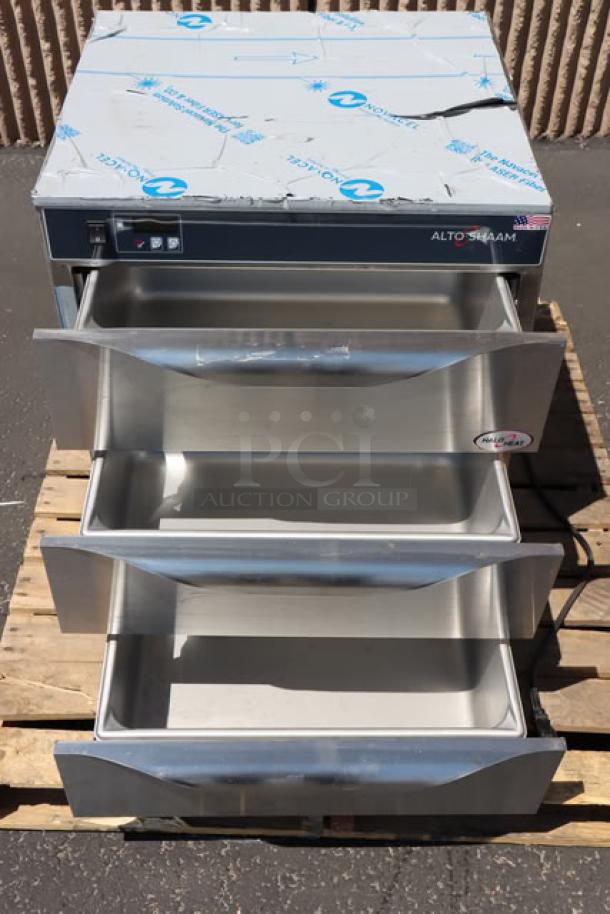 NEW Alto-Shaam 500-3D 3 Drawer Warmer, 208-240V, minor scratches, never used. S/N: 3654740, 640W, 2.7A, 1 Phase.