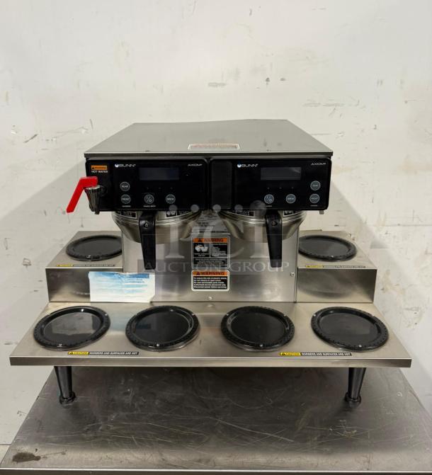 Bunn AXIOM 0/6 Twin 12 Cup Coffee Brewer with 6 warmers, stainless steel, digital controls, excellent condition.