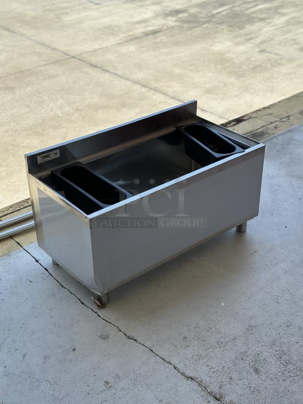 Brand new Regency 18"x36" underbar ice bin, model 600IB1836. Scratch and dent condition, 119 lb capacity.