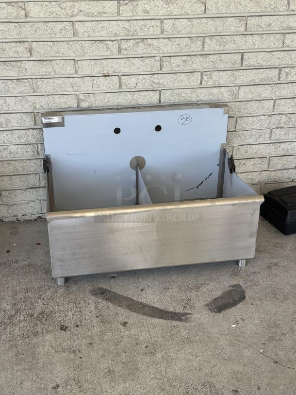 Regency 18"x21"x13" two-compartment utility sink, brand new, scratch and dent, for 8" faucet, model 600S21821SB.