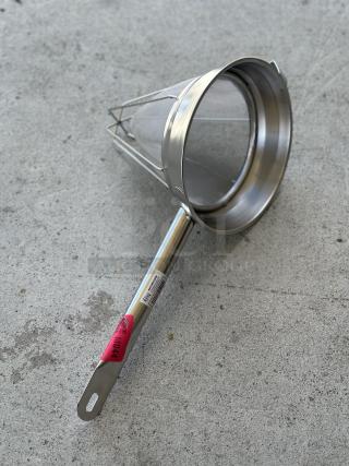 Choice 8" stainless steel reinforced bouillon/chinois strainer, model 4078RSTRNR. Features durable construction, visible label.