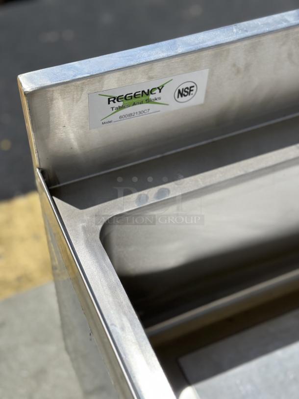Regency underbar ice bin with 7 circuit post-mix cold plate. Model 600IB2130C7. Scratch and dent condition. NSF certified.