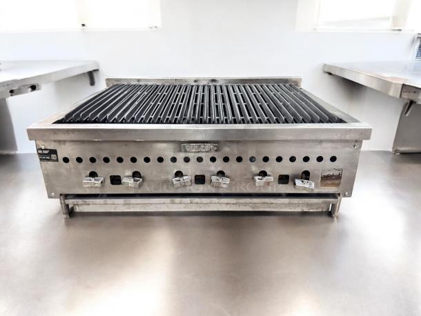 Vulcan 36" gas countertop charbroiler, stainless steel, natural gas, excellent condition, fully tested and working.