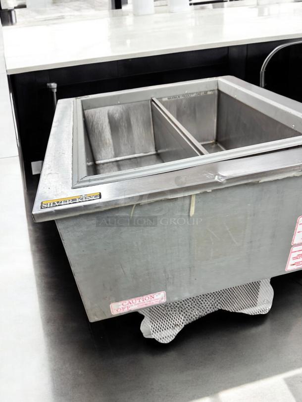 Wisco 680-1 countertop merchandising warmer, excellent condition, stainless steel, visible caution label, 120V, fully tested.