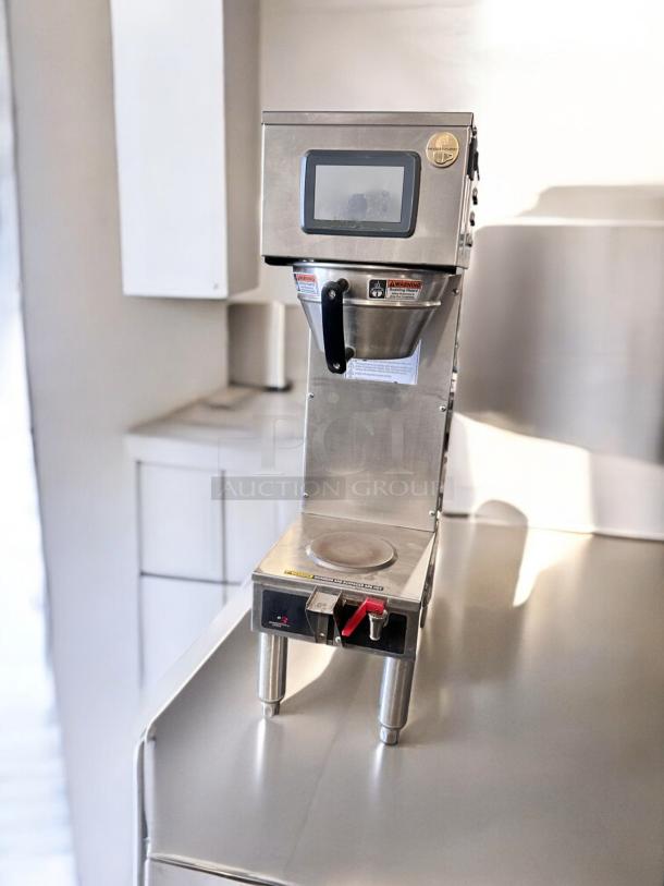 Curtis Gold Cup G4 Single-Cup Brewer in excellent condition, 120V, fully tested and working with digital control display.