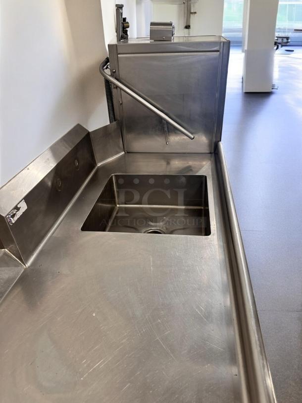 Hobart AM-12 high-temp door-type dishwasher, excellent condition, 208–240V, stainless steel finish, fully tested and working.