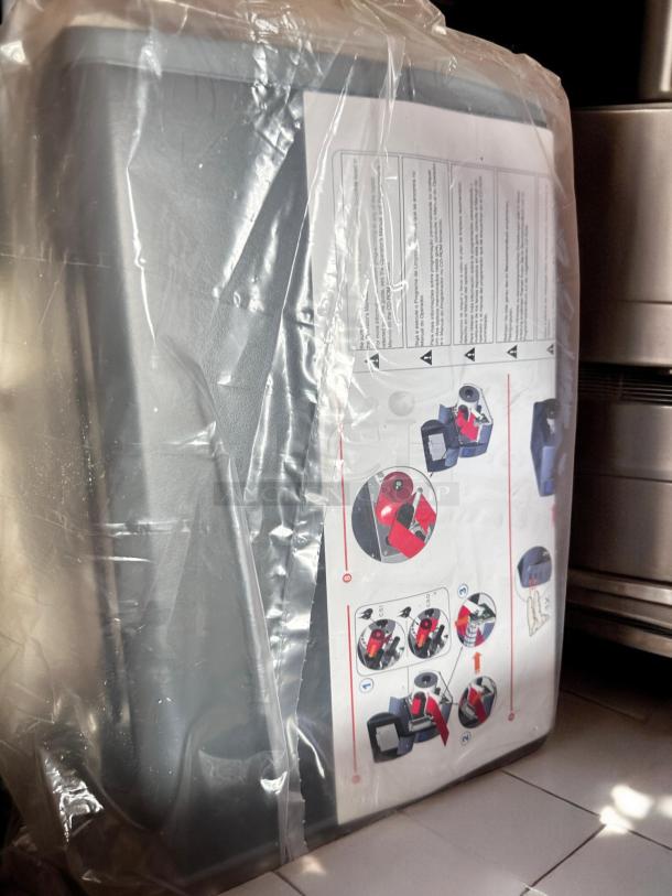 Brand new Datamax-O’Neil DMX-M-4210 industrial label printer in packaging. Features 300 DPI, high-performance printing.