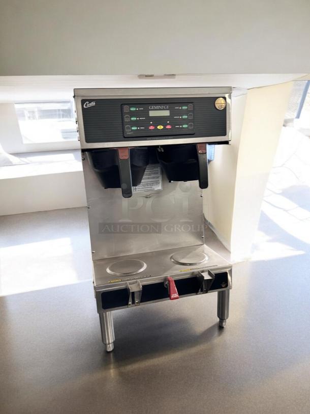 Curtis GEMTS10A1000 Gemini Twin Coffee Brewer, 220V, excellent condition, fully tested, dual spouts, stainless steel.