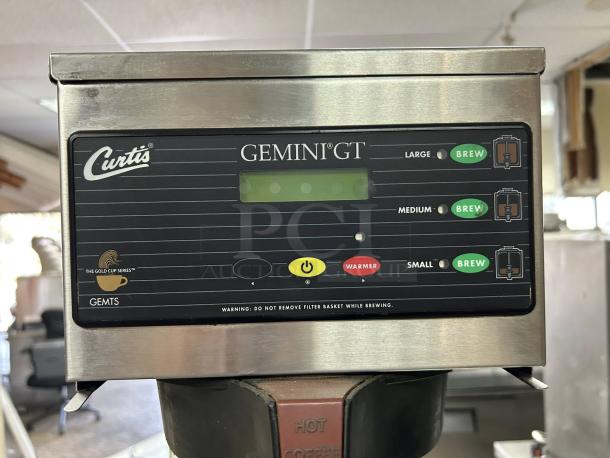 Curtis GEMSS63A1000 Automatic Coffee Brewer, excellent condition, with lower warmer, hot water faucet, and digital controls.