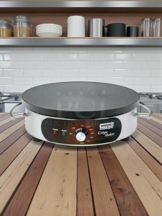 Waring WSC160 16" electric crepe maker in great condition, 120V. Features control panel with power, ready indicators.