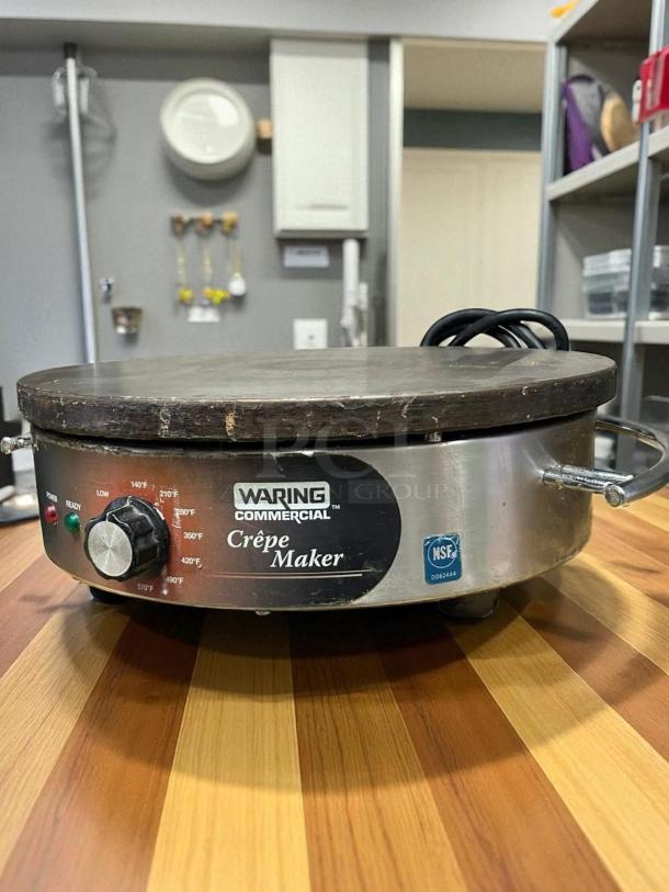 Waring WSC160 16" electric crepe maker in great condition, stainless steel, fully tested, temperature control knob, NSF certified.
