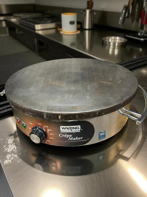 Waring WSC160 16" Electric Crepe Maker, stainless steel, great condition, tested, working, temperature dial visible.