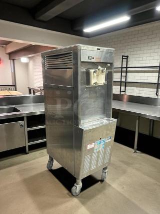 Excellent Condition – Taylor Y339-27 – Soft Serve Ice Cream Machine – 208/230V – Fully Tested & Working! - Item #1201742
