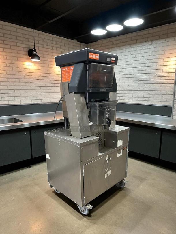 Zummo Z40-N Nature Commercial Juicer, stainless steel, fully tested, working condition, 110-120V~60Hz, on wheels.