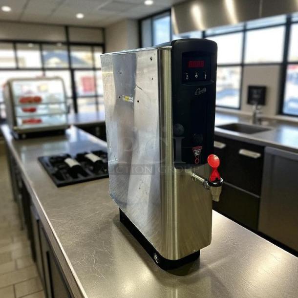 Curtis WB5NL Hot Water Dispenser, 5 gal, excellent condition, stainless steel, 120-220v, fully tested, counter setup.