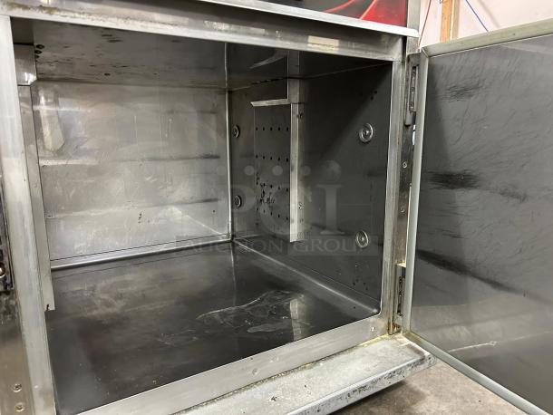 Cres Cor H-137-SUA-5D undercounter heated cabinet, stainless steel, 5 pan capacity, open door view, used condition.