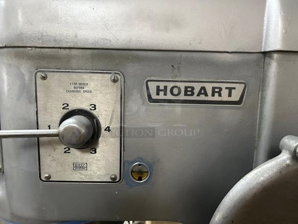HOBART H-600T 60 Qt commercial mixer, single phase, 230V, showing control panel and brand label, in great condition.