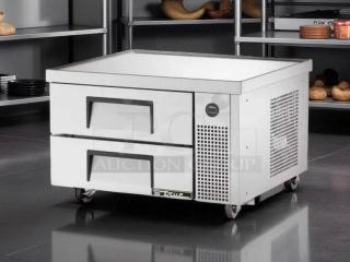 True TRCB-36-HC 36" Low Boy Chef Base Cooler in great condition with 2 drawers, tested and working.