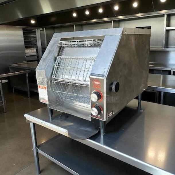 Hatco TRH-60 horizontal conveyor toaster in excellent condition, 208V, 300 slices per hour, fully tested and working.