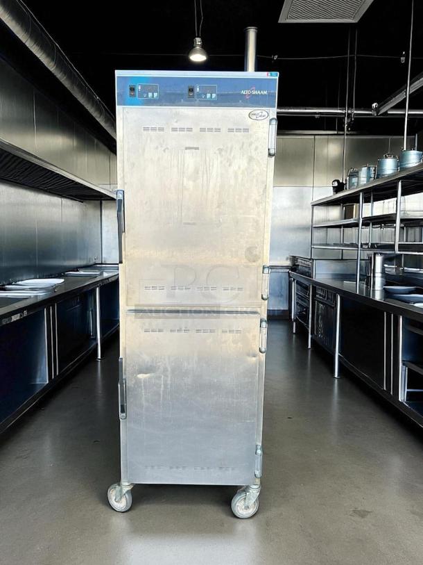 Alto-Shaam 1200-UP Halo Heat® insulated mobile heated cabinet, excellent condition, 16-pan capacity, 120v, tested and working.