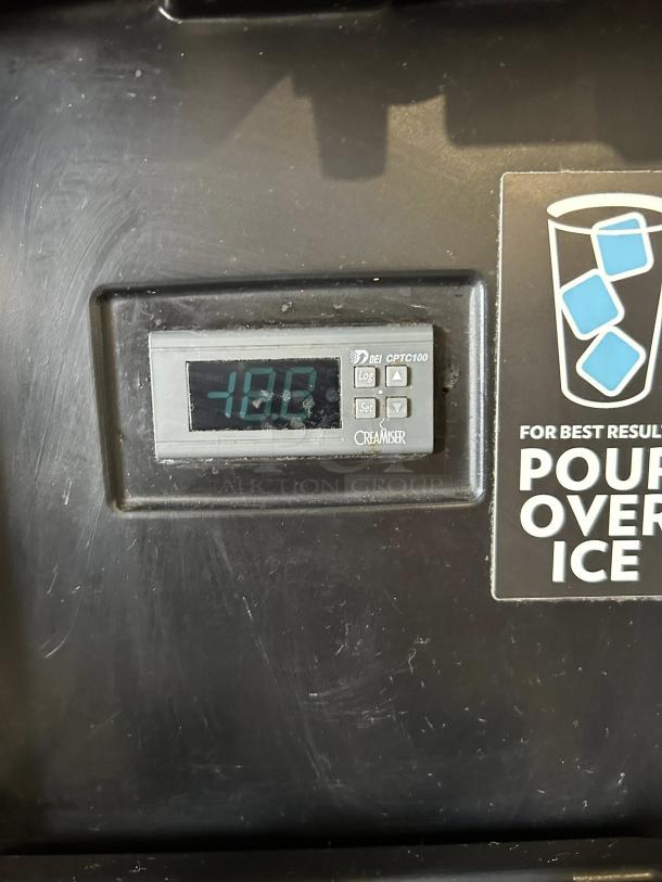 CreaMiser 230 STōK cold brew coffee dispenser, digital control panel, 110V, fully tested, working condition.