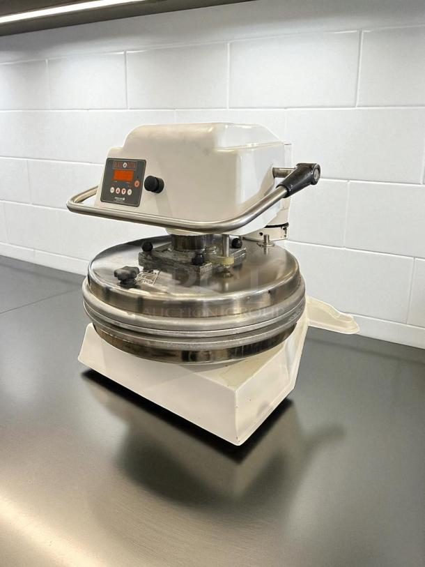Proluxe DP2010M 22" Pizza Dough Press, excellent condition, with mold inserts. Fully tested and working.