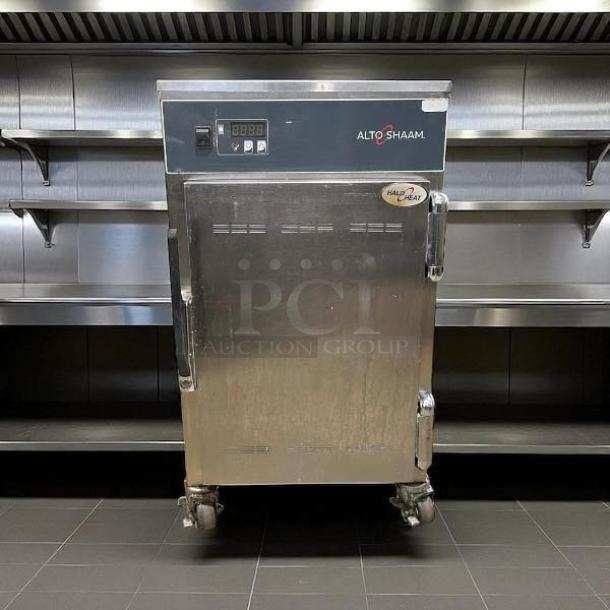 Like new Alto-Shaam 500-S mobile 6 pan holding cabinet, fully tested, 208/240V, excellent condition.