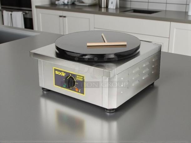 Equipex 400E 15.75" single crepe maker, cast iron plate, 240v/1ph, tested, great condition, Sodir label visible.