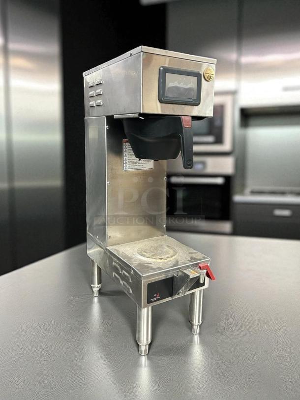 Curtis G4GEMS63A1000 1.5 Gal. Coffee Brewer, stainless steel, tested & working, single brew station, control panel display.
