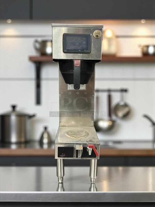 Curtis G4GEMS63A1000 G4 1.5 Gal. Coffee Brewer, stainless steel, touchscreen, fully tested & working, excellent condition.