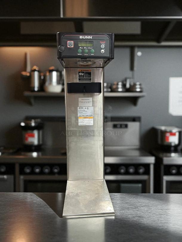 Bunn ITCB-DV Coffee and Tea Brewer, excellent condition, stainless steel, adjustable shelf, dual voltage, fully tested.