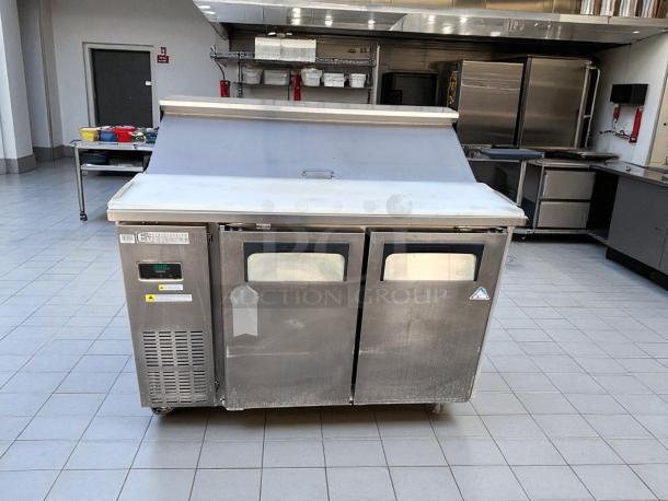 Everest EPR2 48" refrigerated sandwich prep table in outstanding condition, 115V, fully tested and working.
