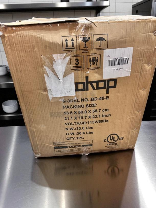 ROVSUN BD-40-E mini fridge in original packaging, 1.1 Cu. Ft., 115V, energy efficient, ideal for dorms and offices. Box intact.