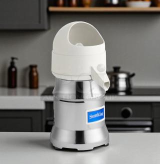 Sunkist 8R AOZ commercial juice extractor in excellent condition, 115V, stainless steel finish, fully tested and working.